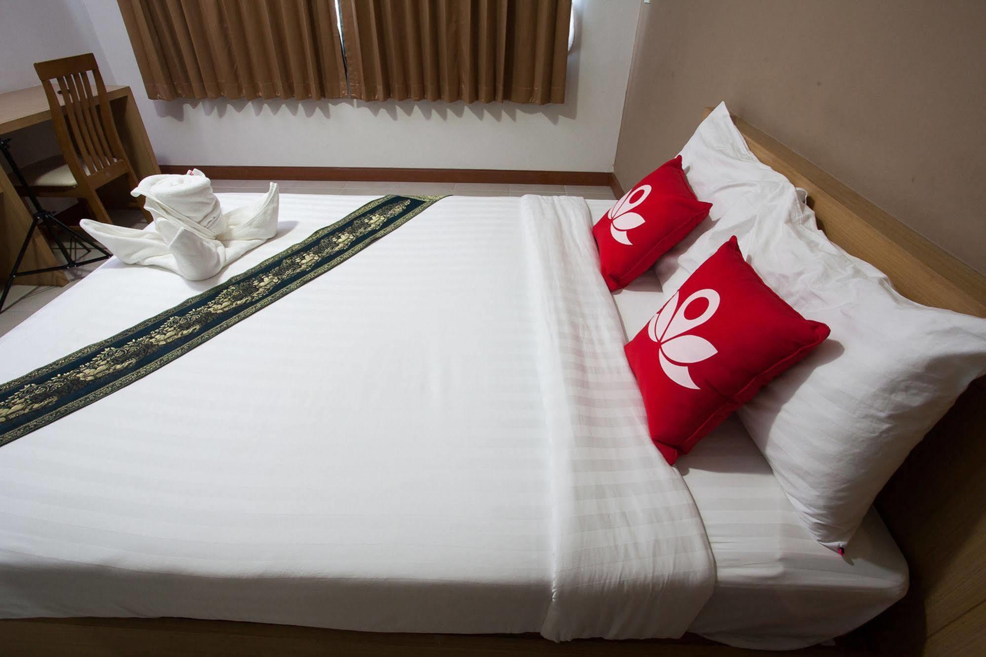 Zen Rooms Vibhavadee-Rangsit Банкок Екстериор снимка